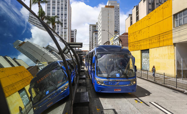Ônibus em Curitiba Meia Maratona Internacional de Curitiba