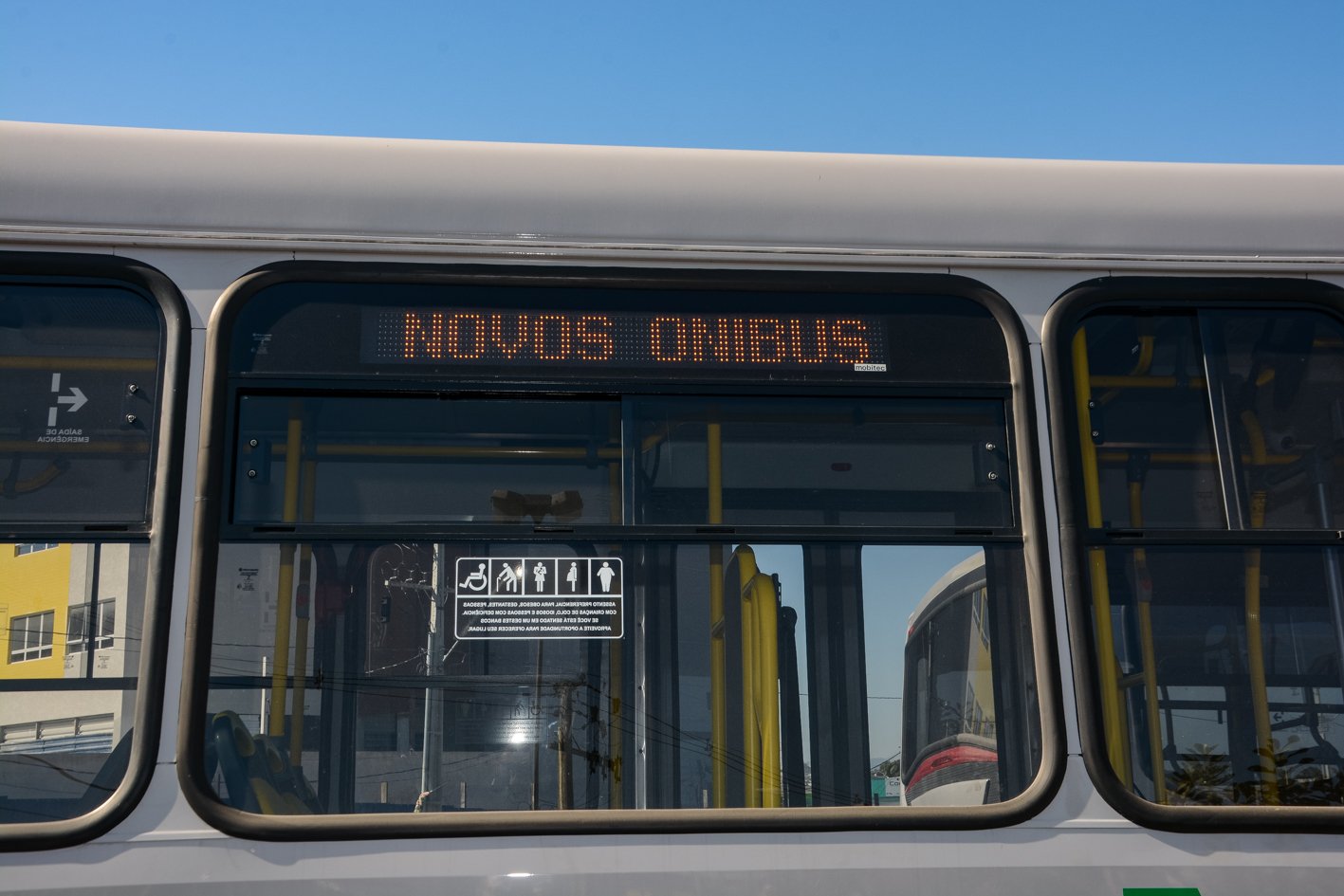 Novos ônibus em Pinhais