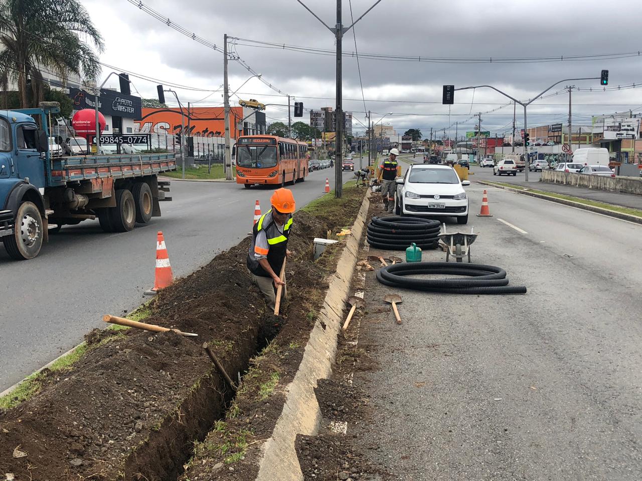 Obras na Avenida das Américas