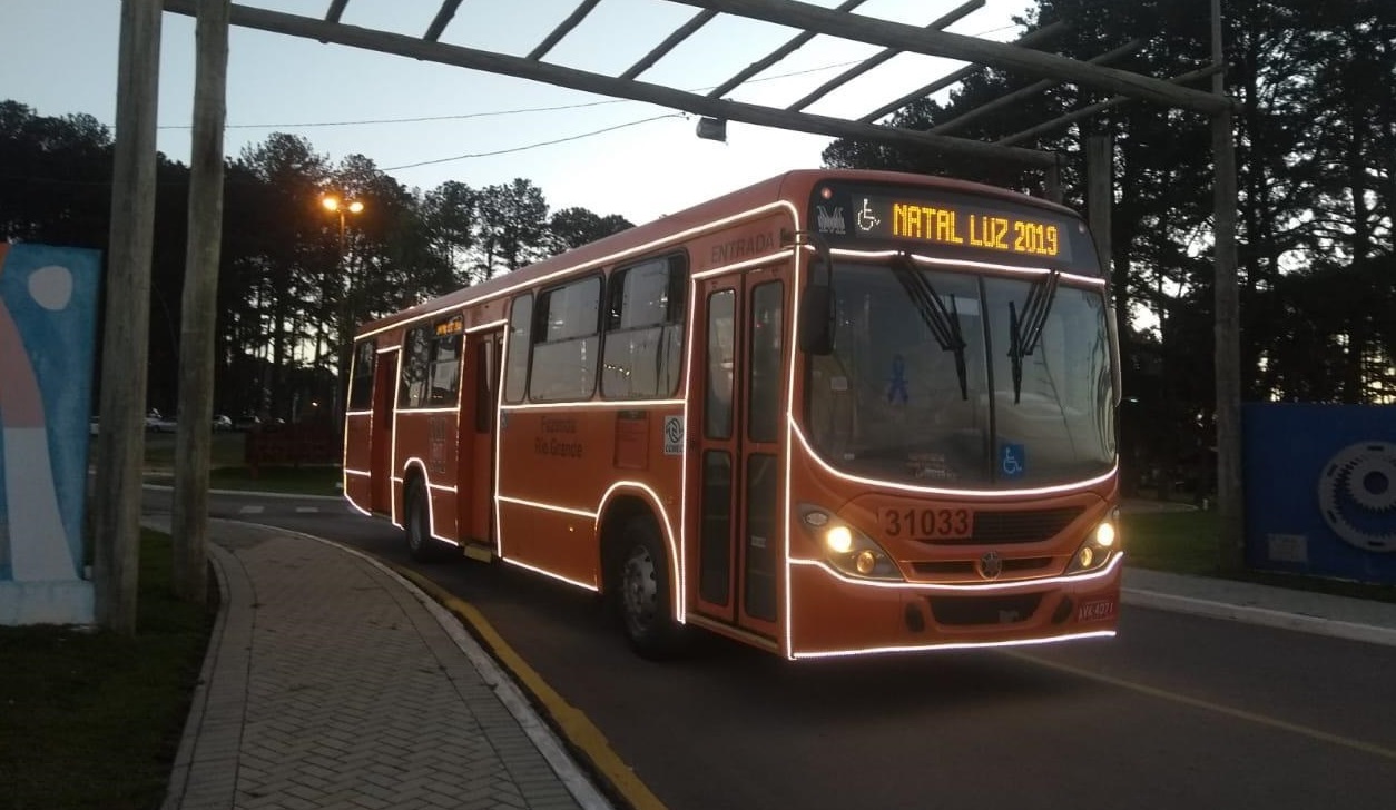 Eventos natalinos Ônibus natalino Fazenda Rio Grande