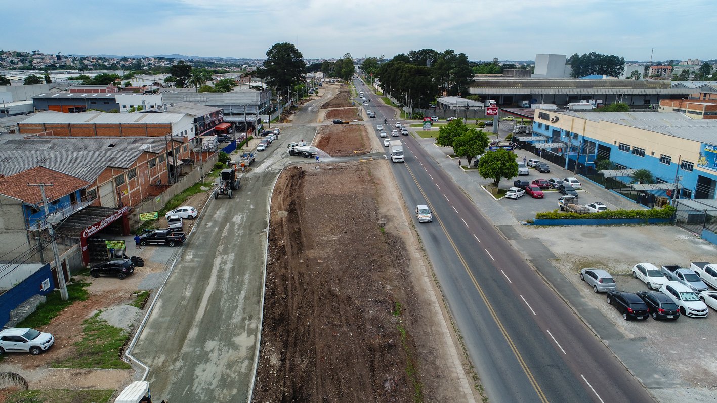 Obras na Avenida Maringá em Pinhais