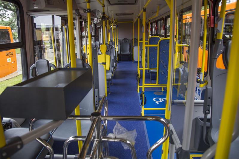 Ônibus novos em Curitiba 