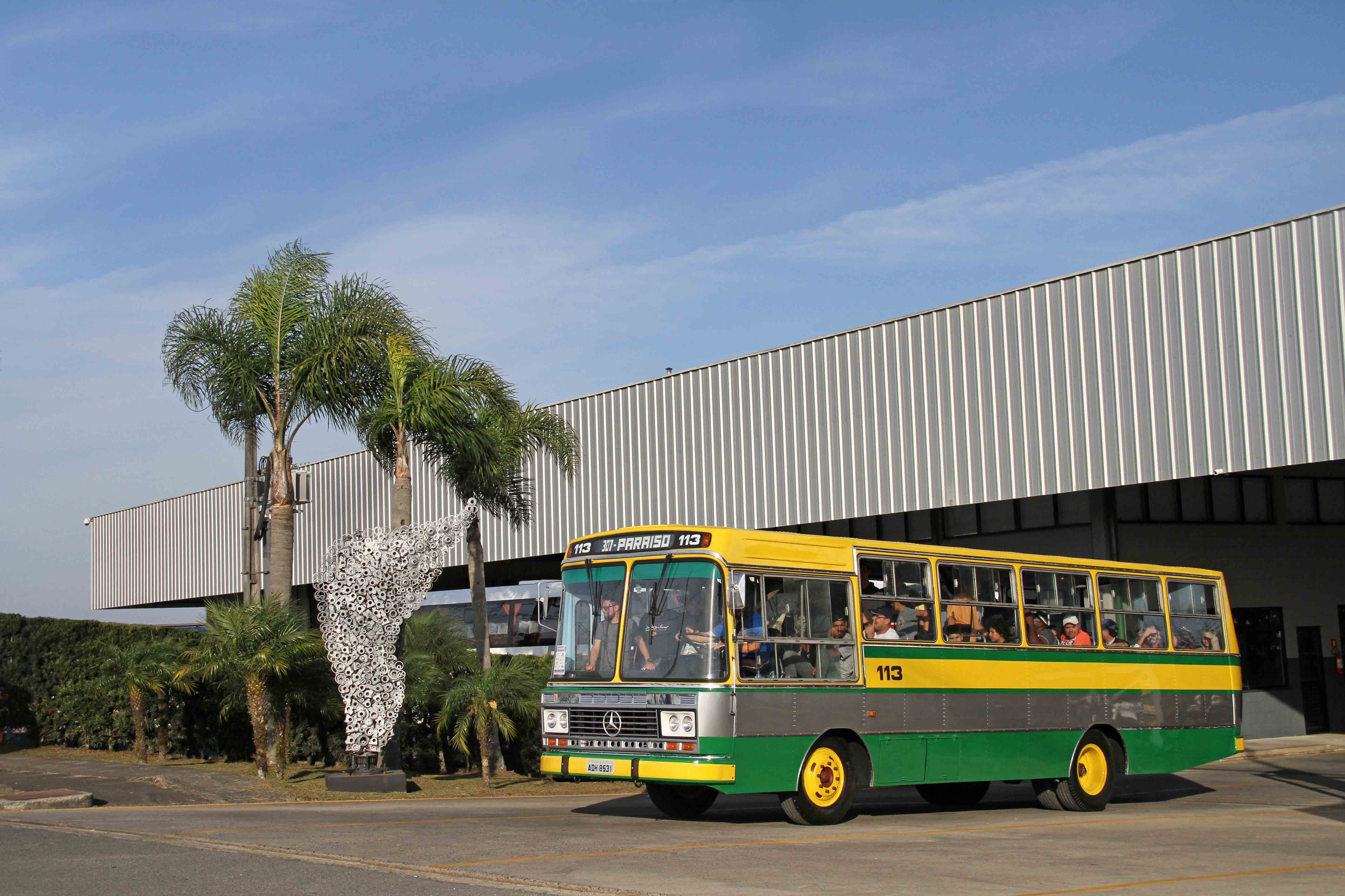 Exposição de Ônibus Exponi 500