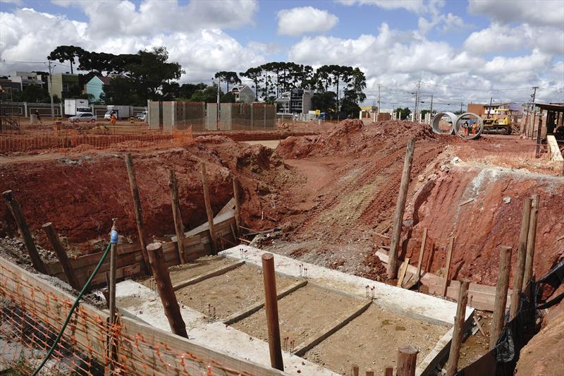 Terminal Tatuquara construção