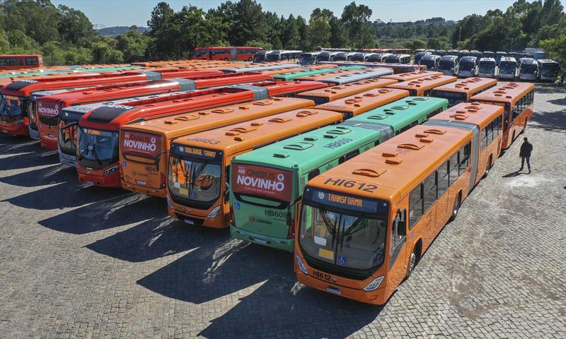 Funcionamento da frota de ônibus de Curitiba no Natal e Ano Novo