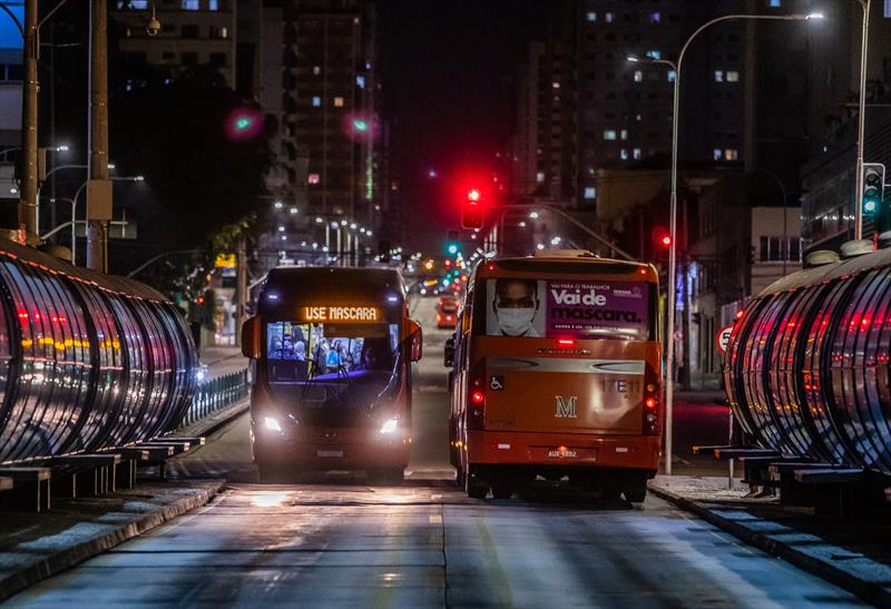 Ônibus Corredor