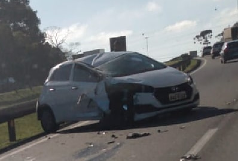 Carro Acidente Campo Largo