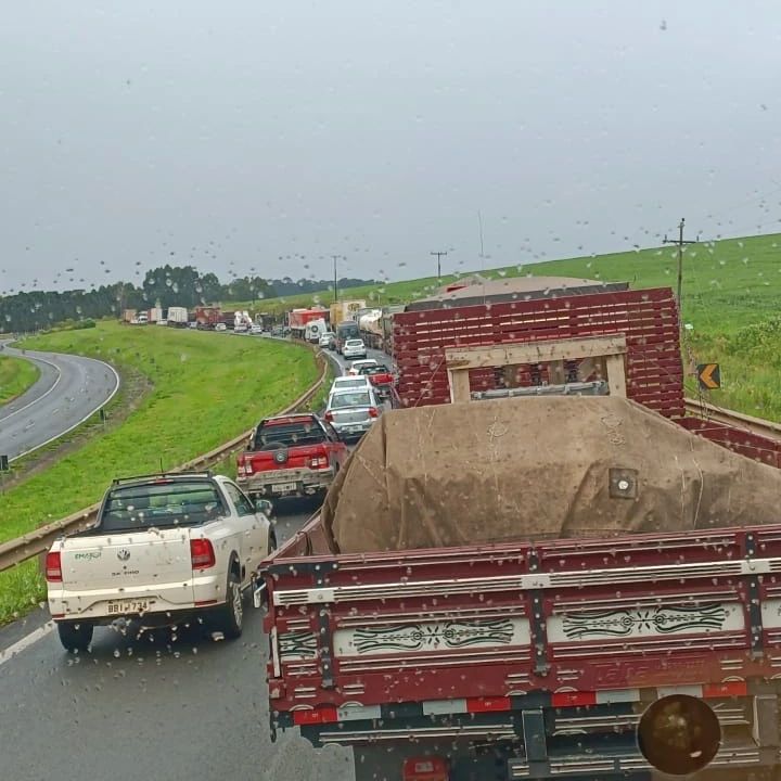 Caminhão Ponta