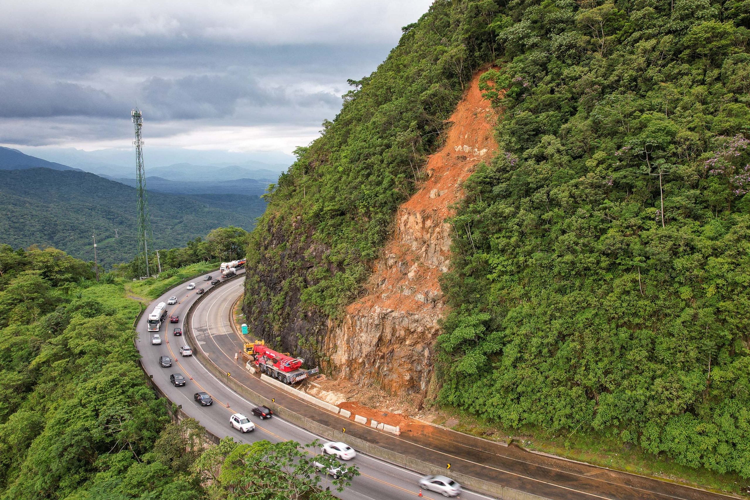 Obras BR-277