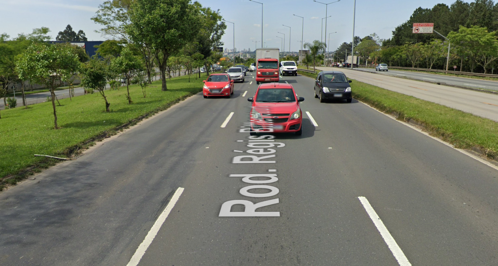 Linha Verde, na altura do bairro Fanny, em Curitiba