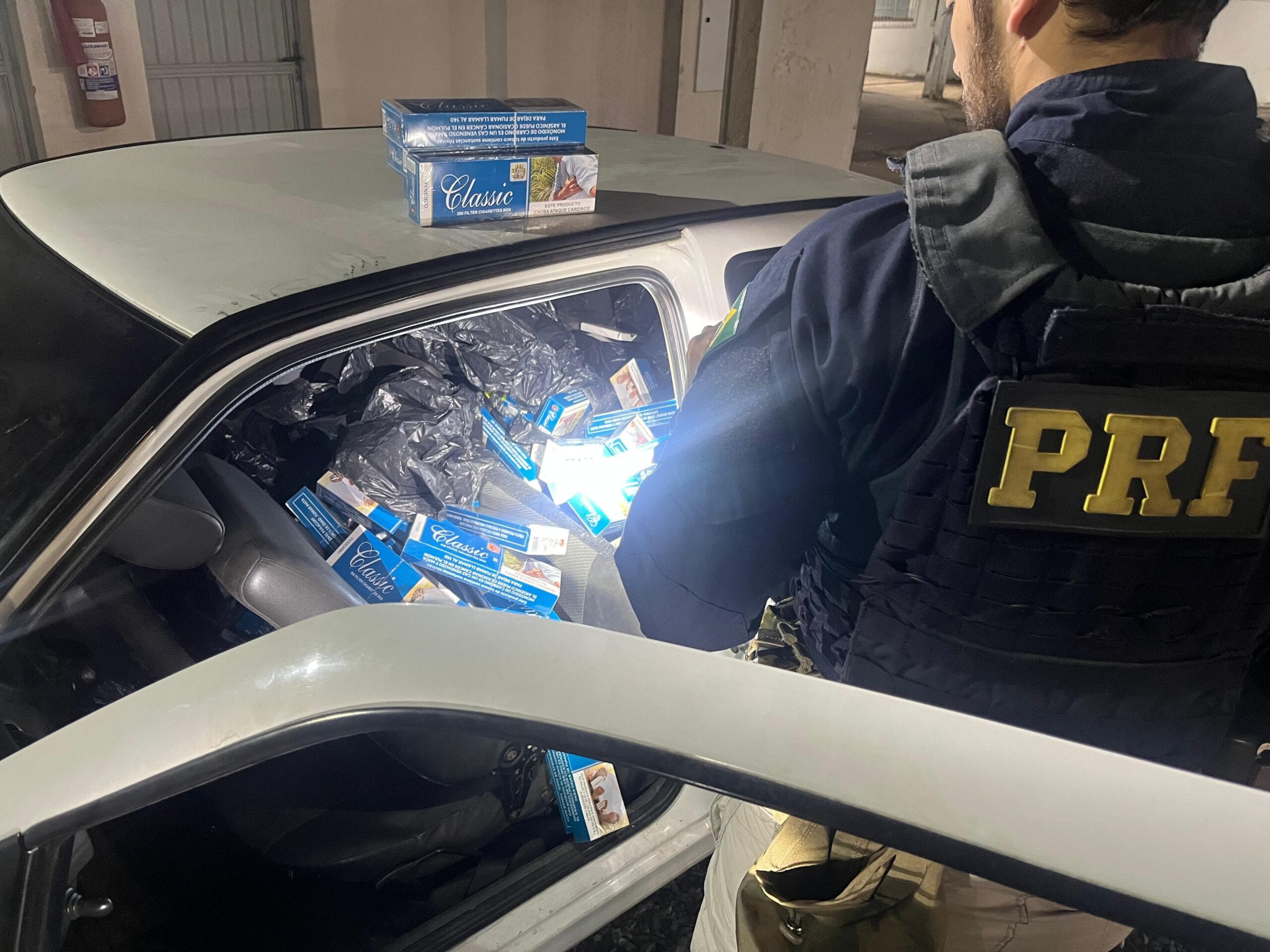 maços de cigarros guarapuava