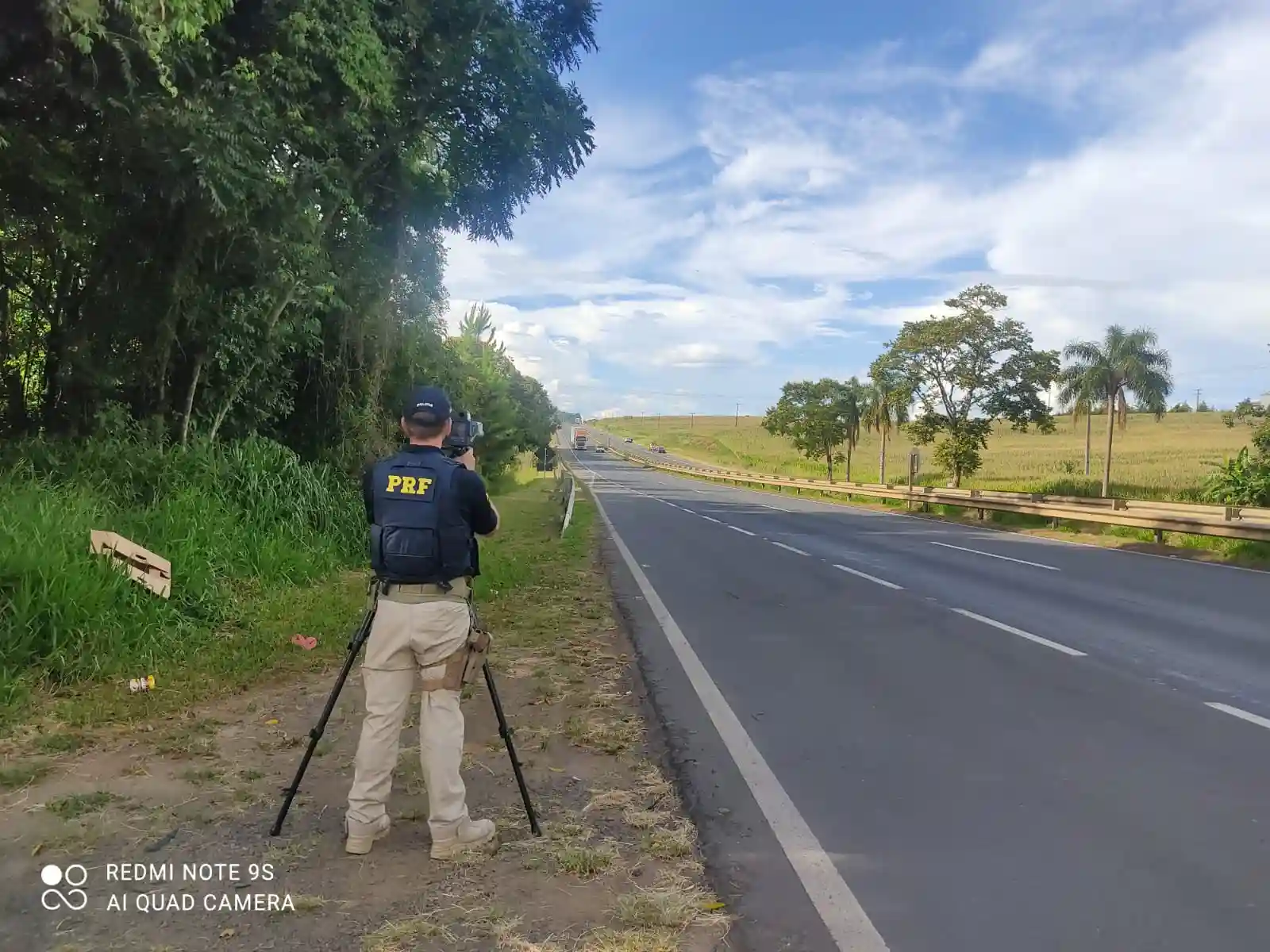 PRF flagra veículo a br-376