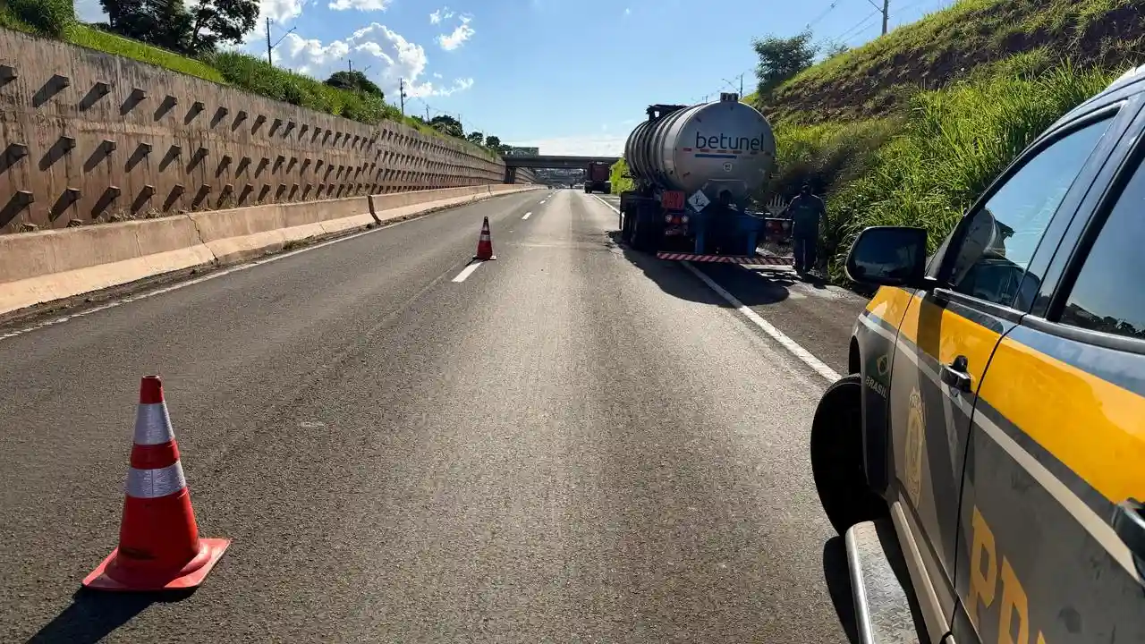 Incêndio em caminhão
