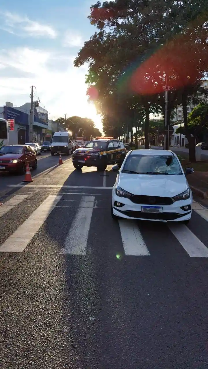 na Avenida Colombo br-376 BR-376 Maringá