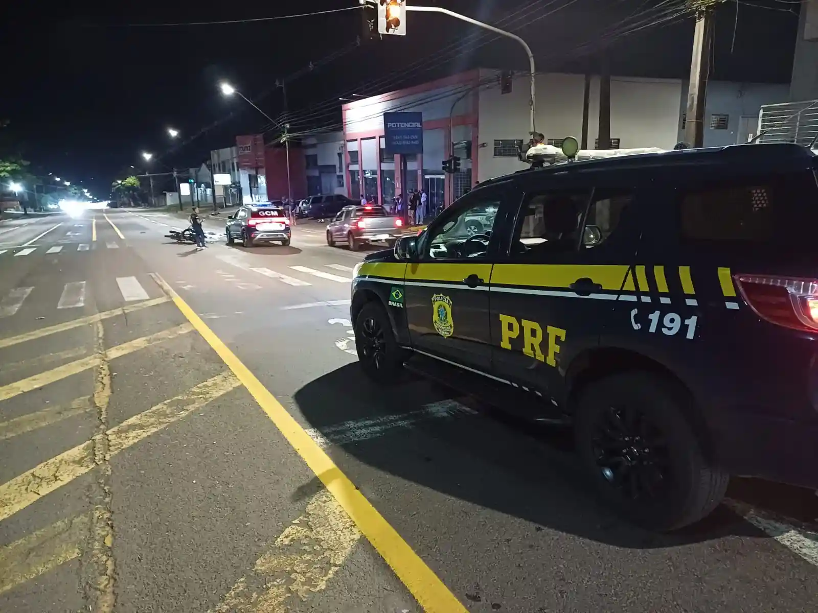 colisão transversal envolvendo