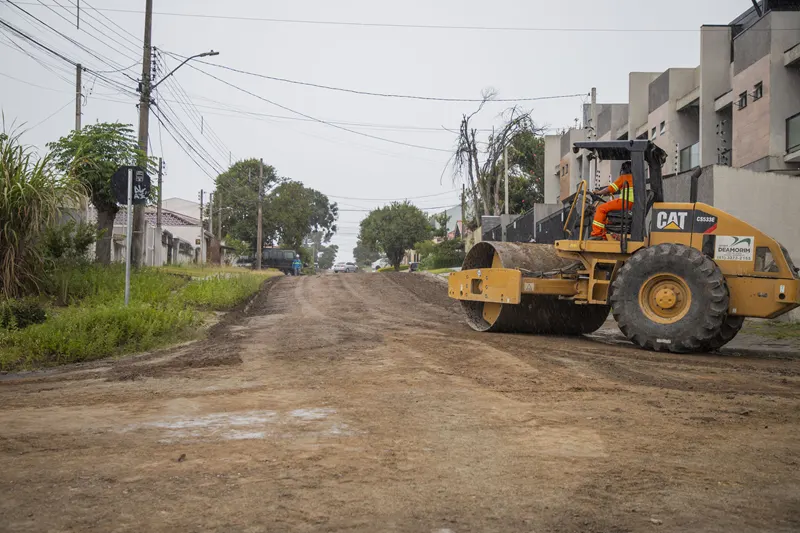 bairro xaxim em curitiba asfalto