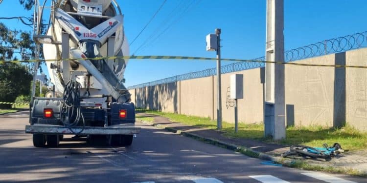 caminhão betoneira em São José dos Pinhais